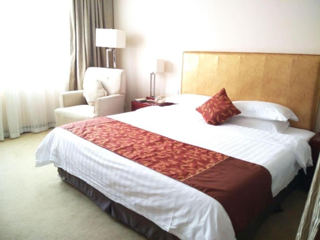 Maison New Century Hotel Ninh Ba Ngoại thất bức ảnh