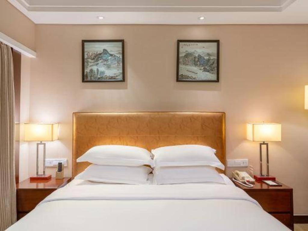 Maison New Century Hotel Ninh Ba Ngoại thất bức ảnh