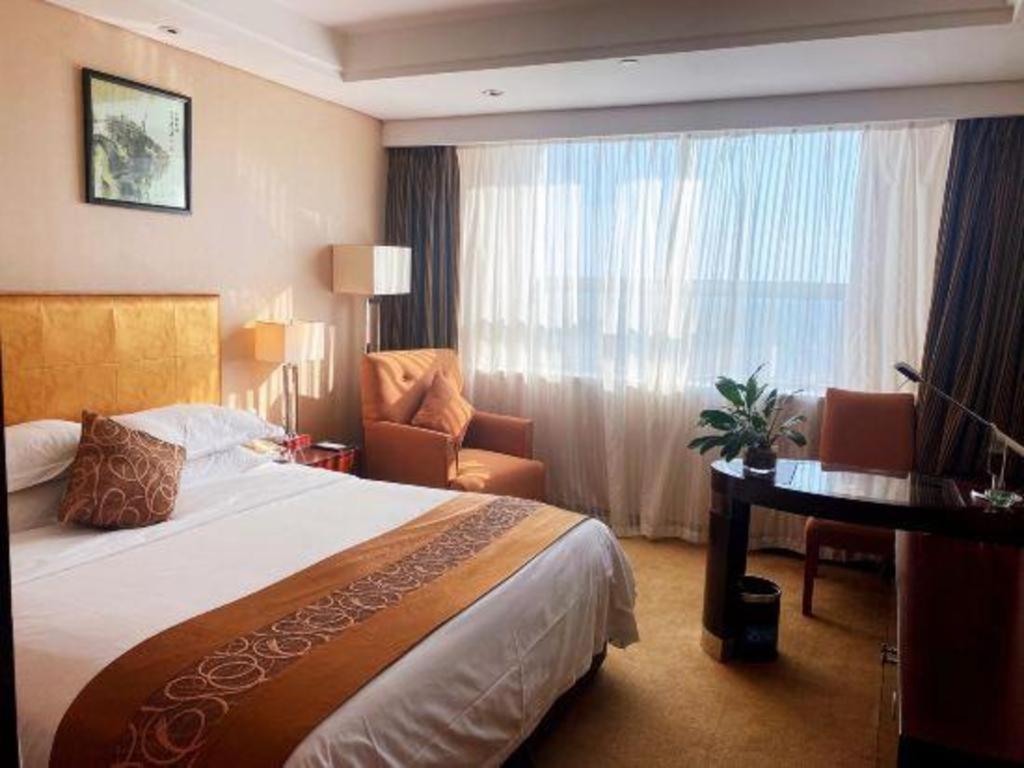 Maison New Century Hotel Ninh Ba Ngoại thất bức ảnh