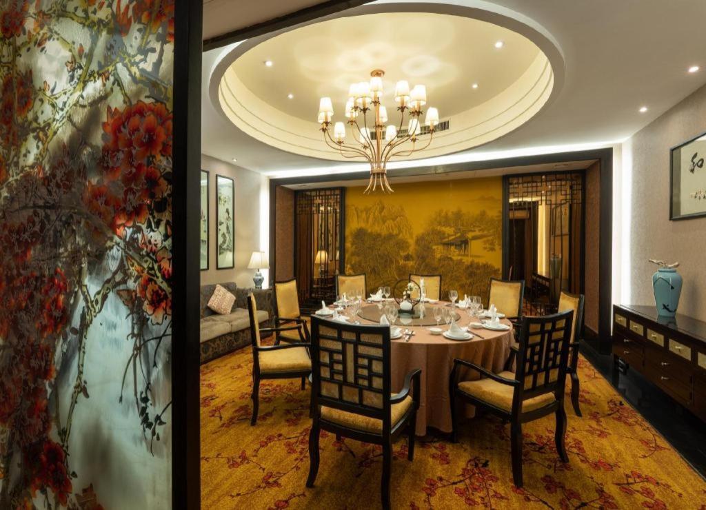 Maison New Century Hotel Ninh Ba Ngoại thất bức ảnh